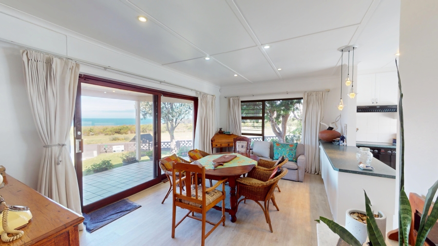 3 Bedroom Property for Sale in Palmiet Western Cape